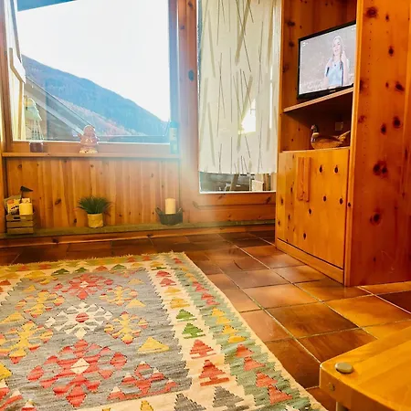 Il Nido Di Rifugio Panoramico Vicino Agli Impianti 아파트 필라