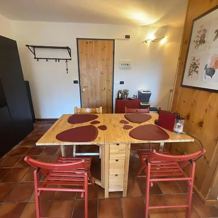 Il Nido Di Rifugio Panoramico Vicino Agli Impianti 필라